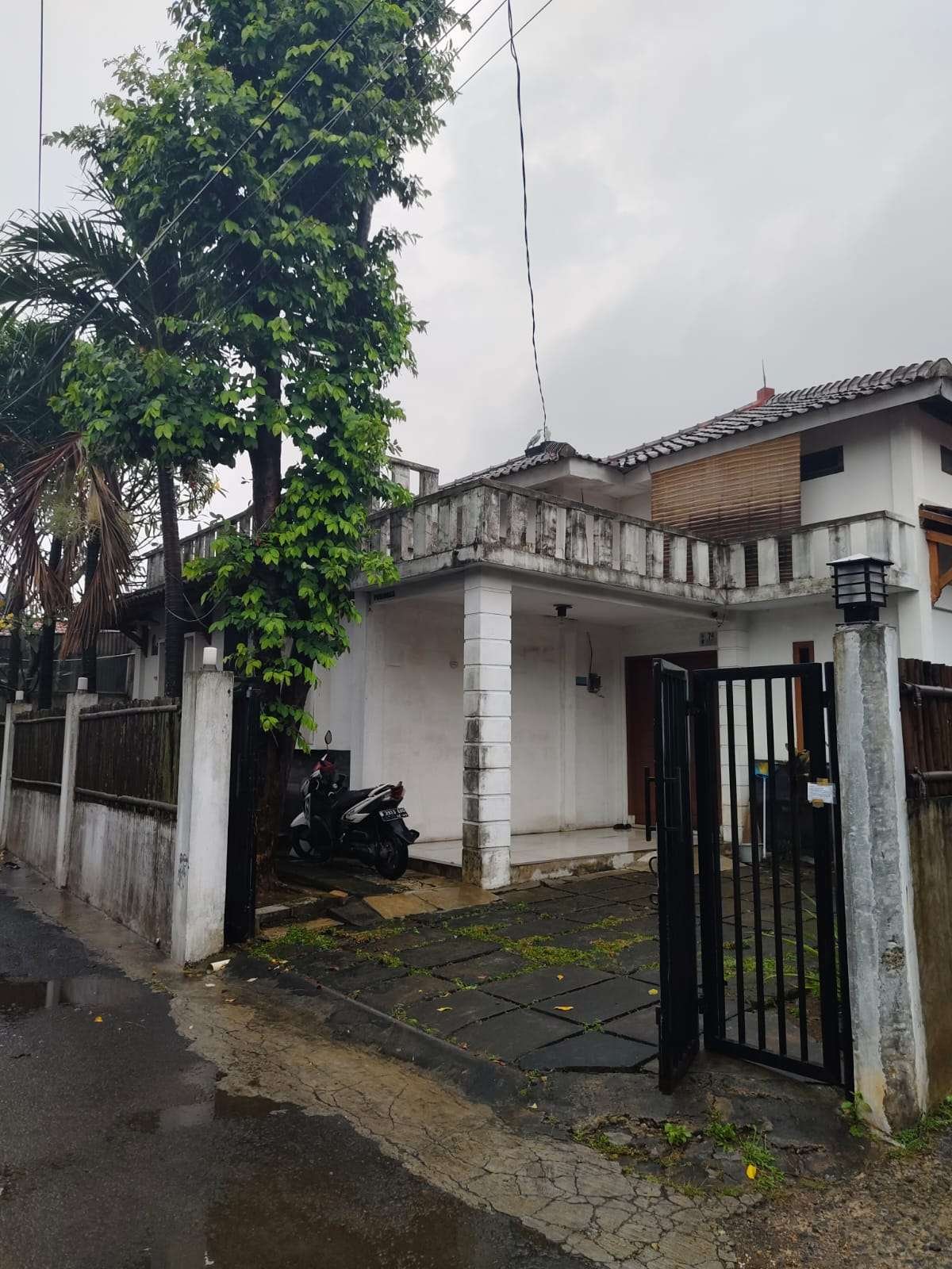 Rumah Siap Huni di Kalimulya strategis