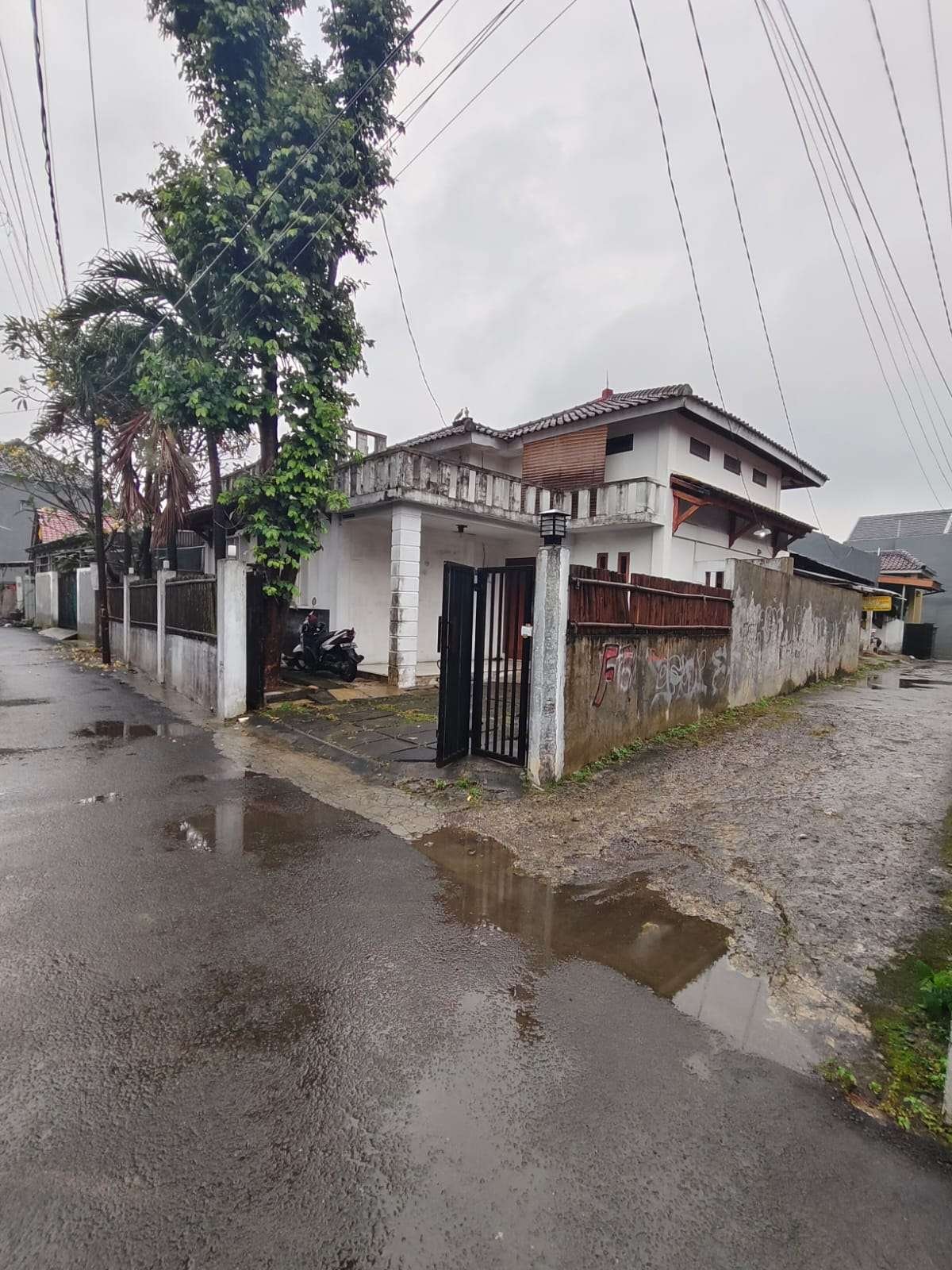 Foto Utama