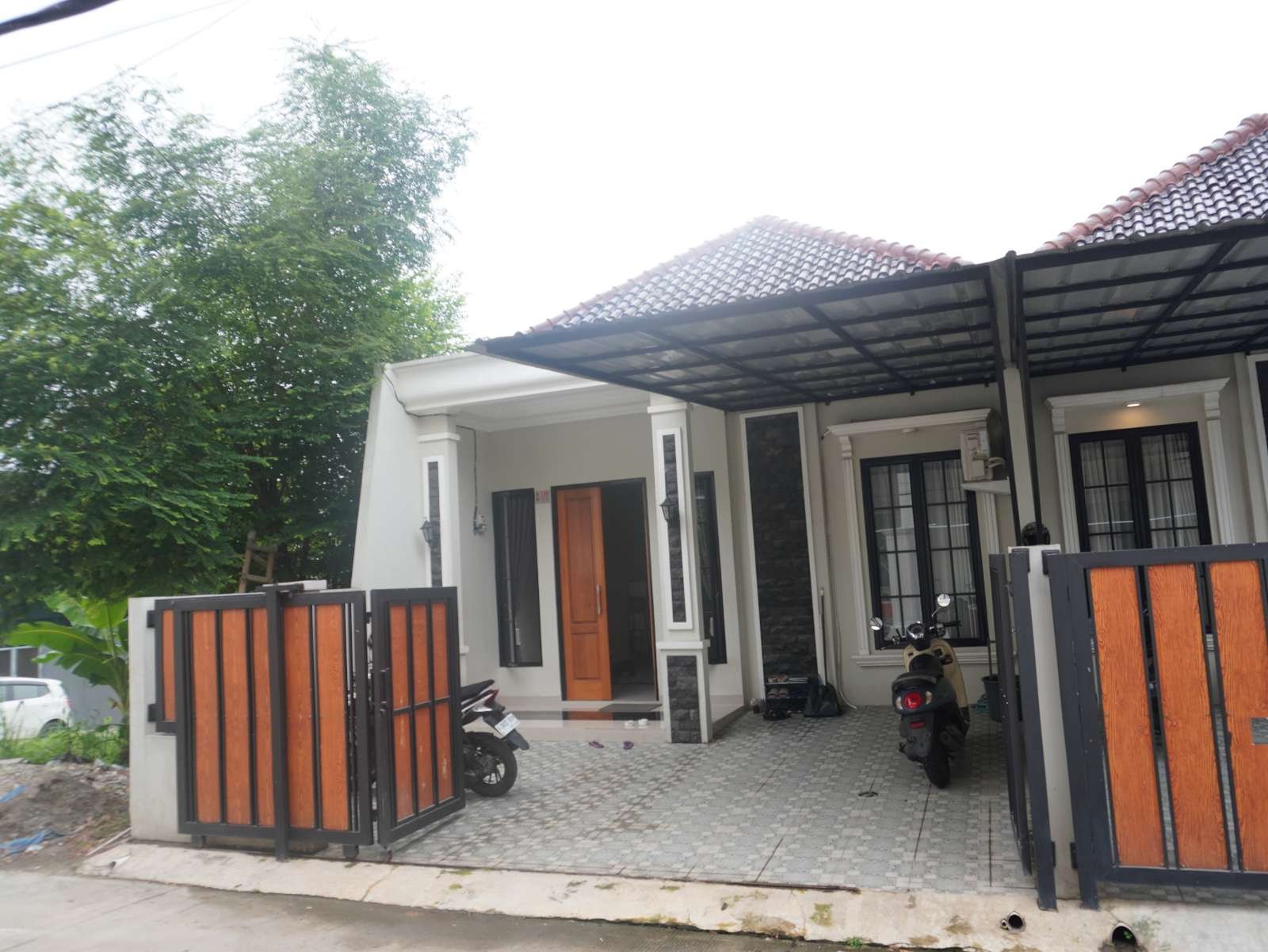 Foto Utama