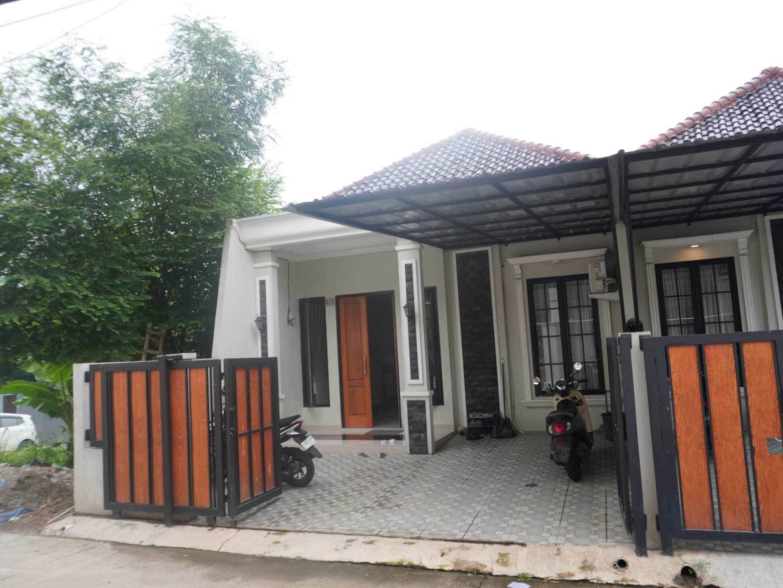 Foto Utama