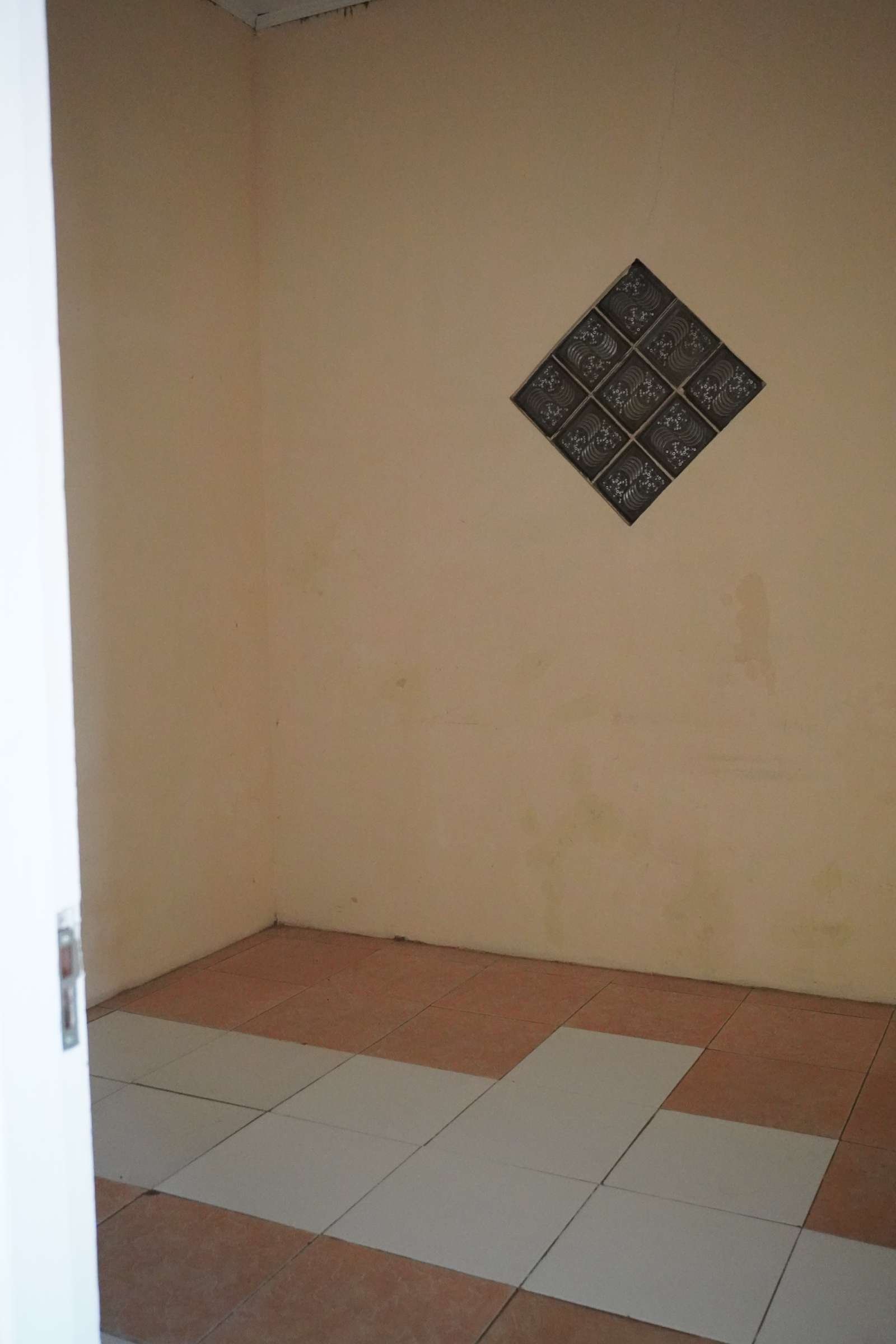 Foto Utama