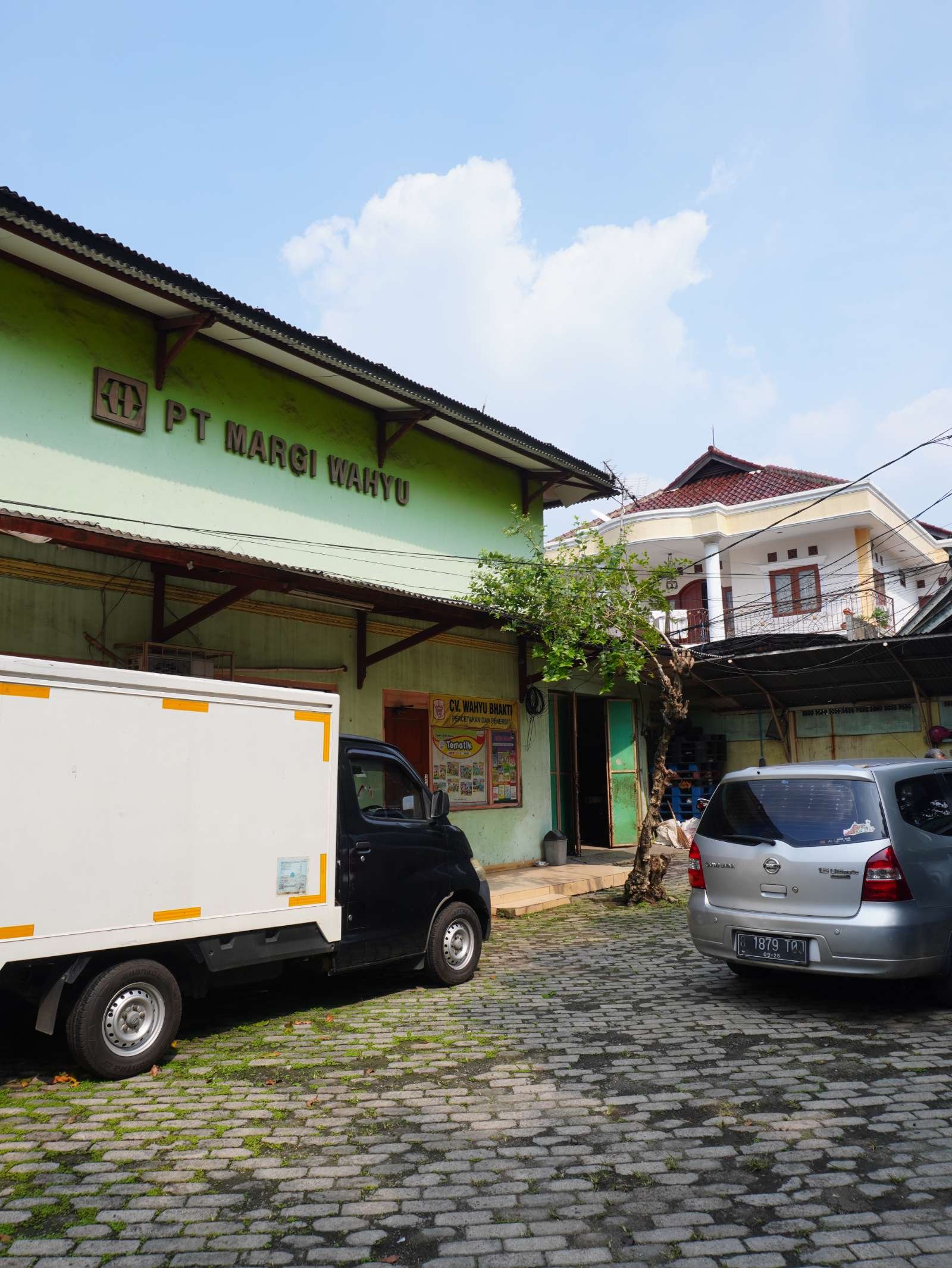 Foto Utama