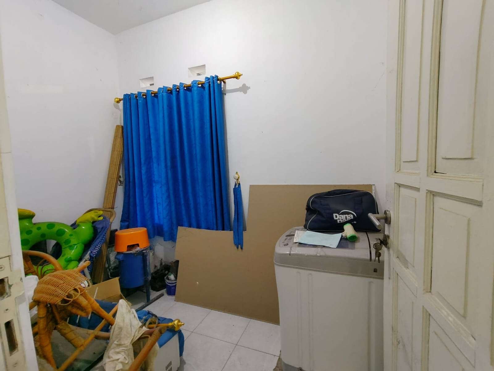 Foto Utama