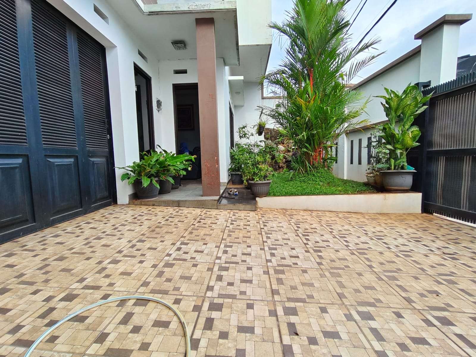 Foto Utama