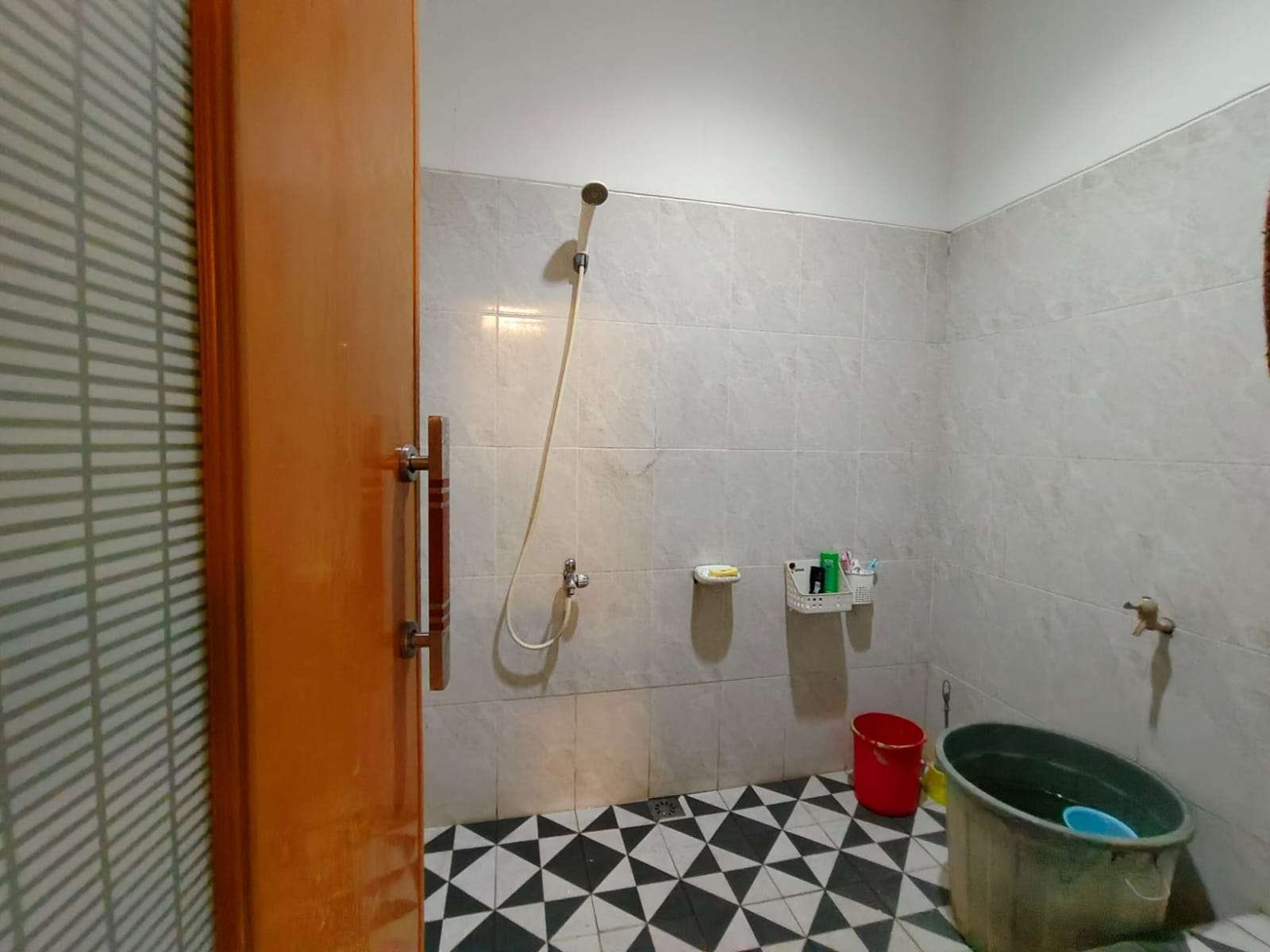 Foto Utama