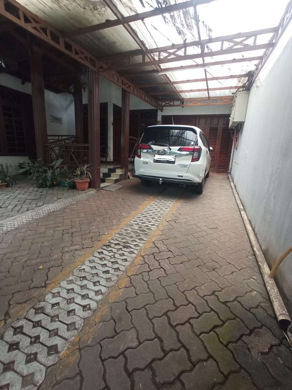 Foto Utama