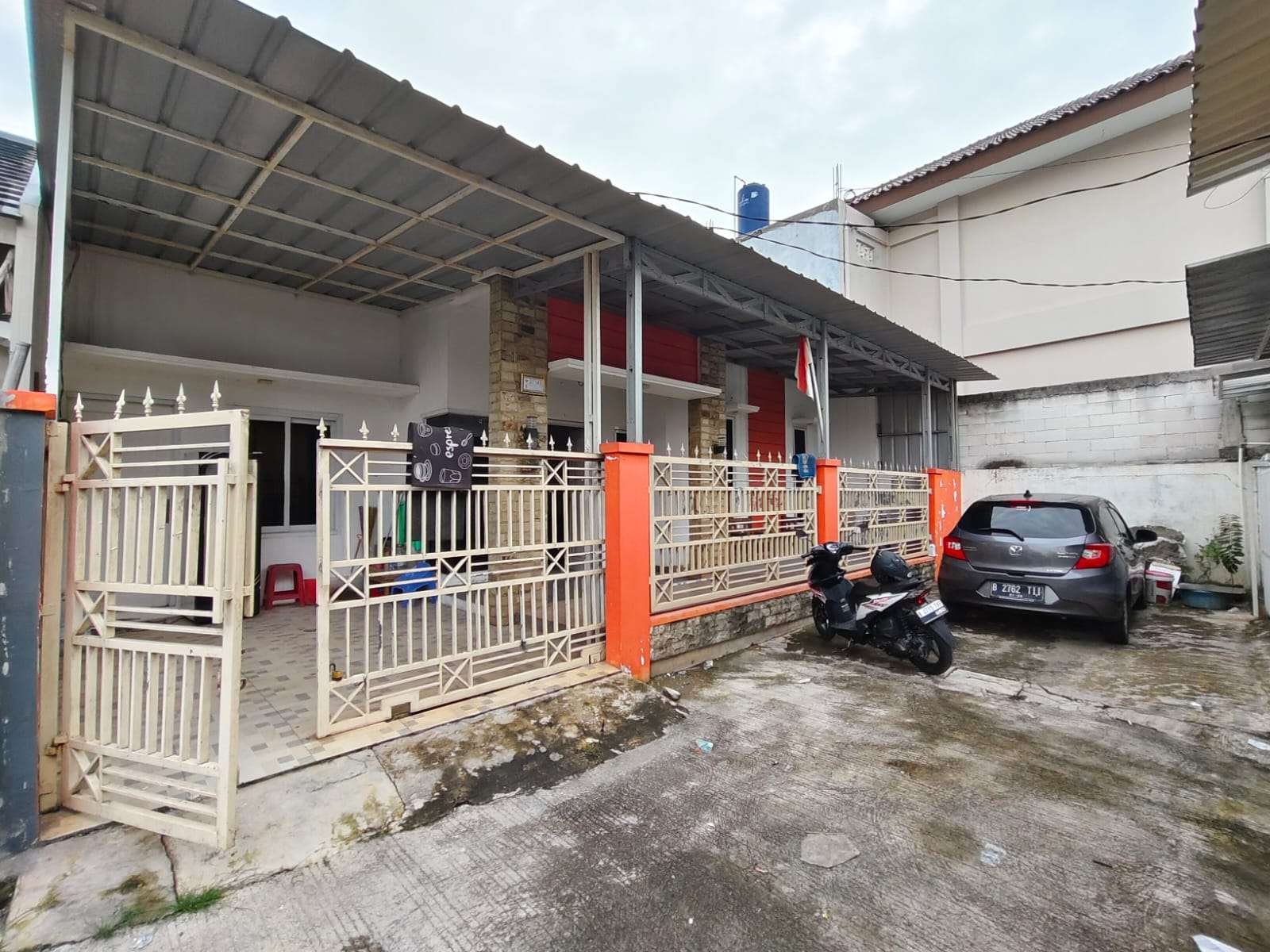 Foto Utama