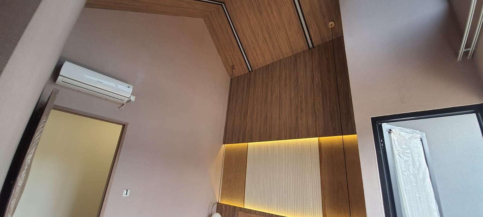 Foto Utama