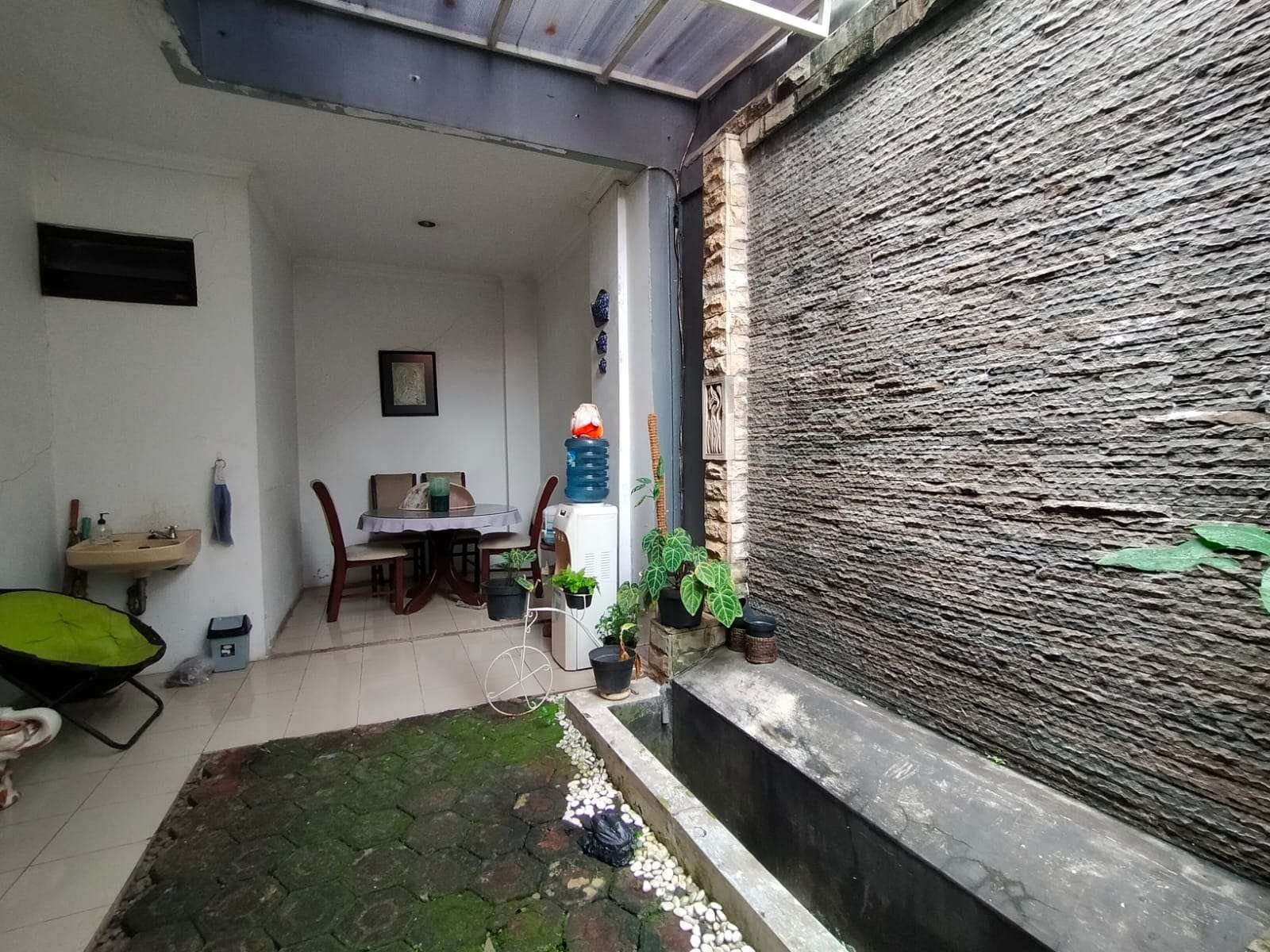 Foto Utama