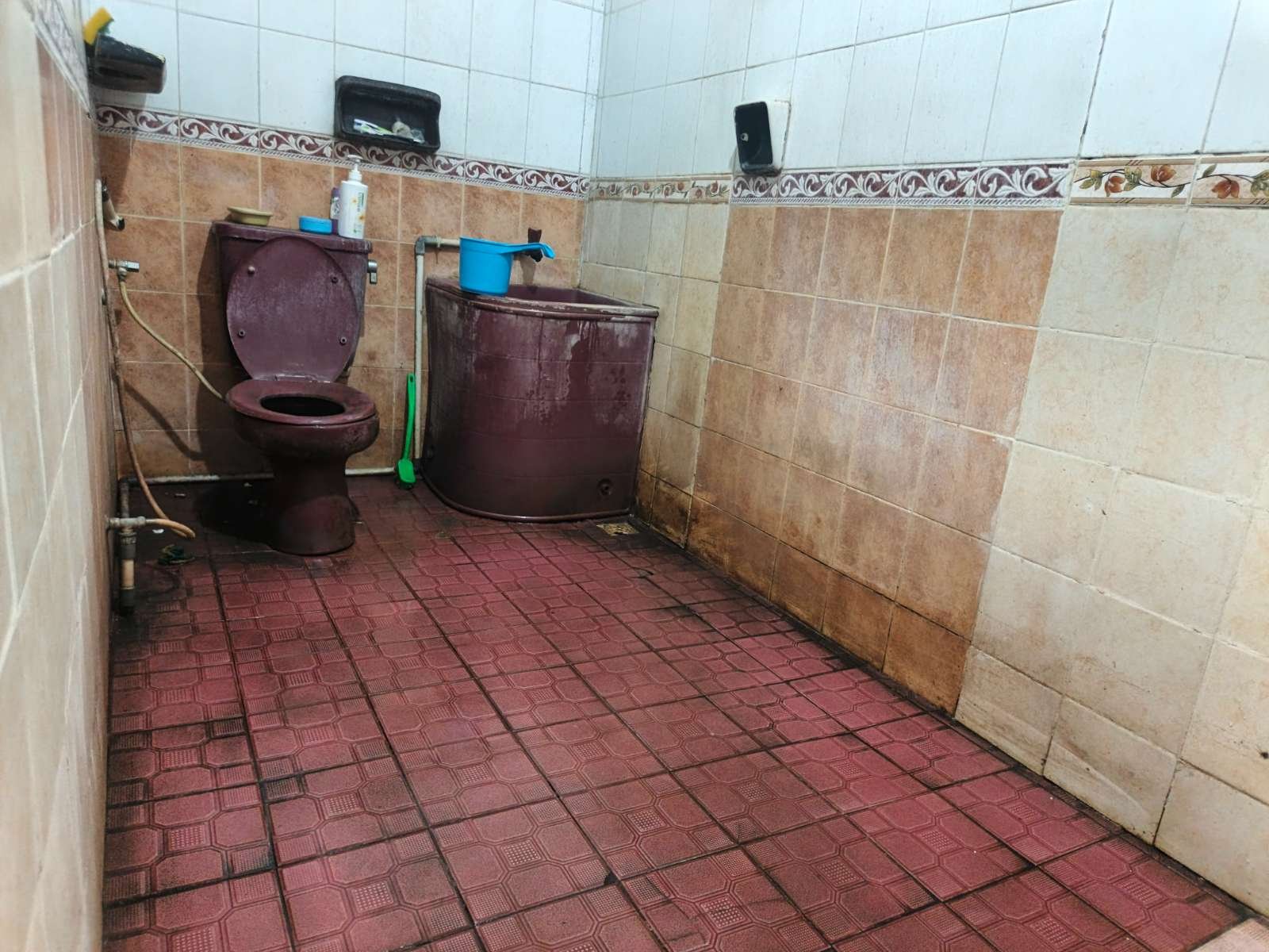 Foto Utama