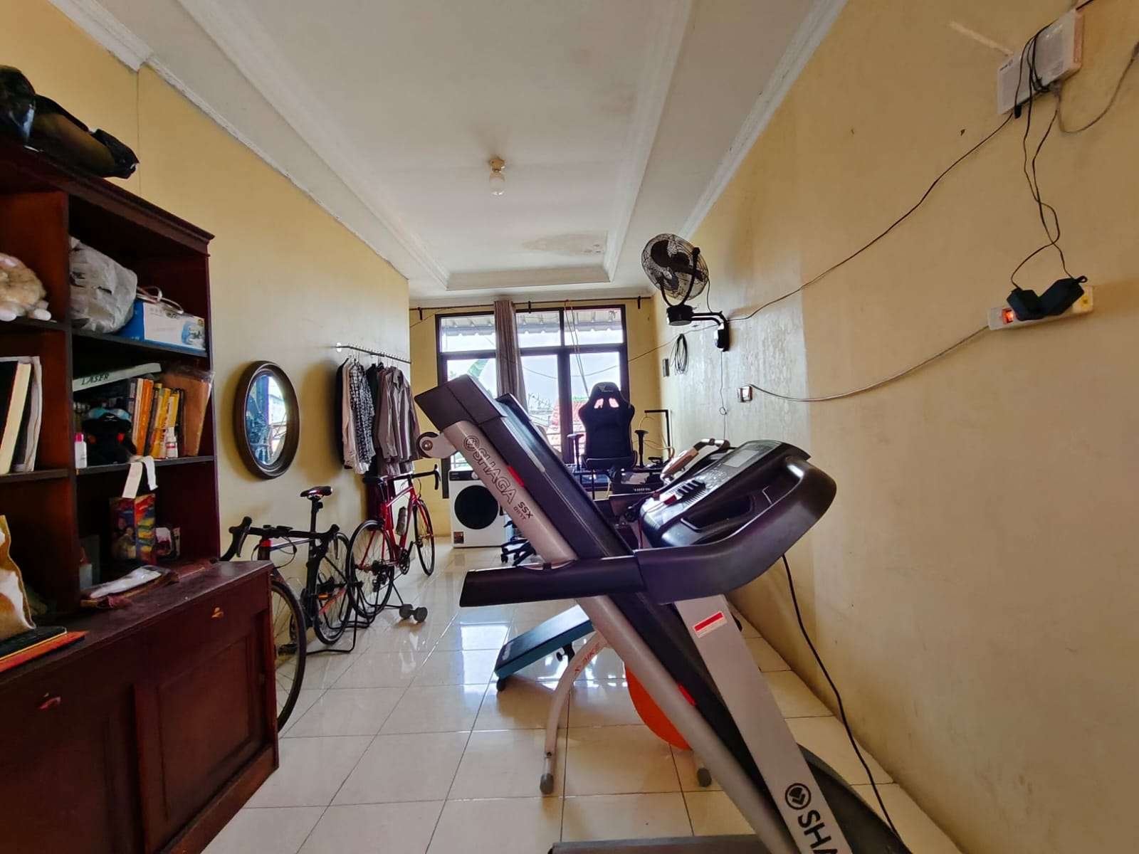 Foto Utama