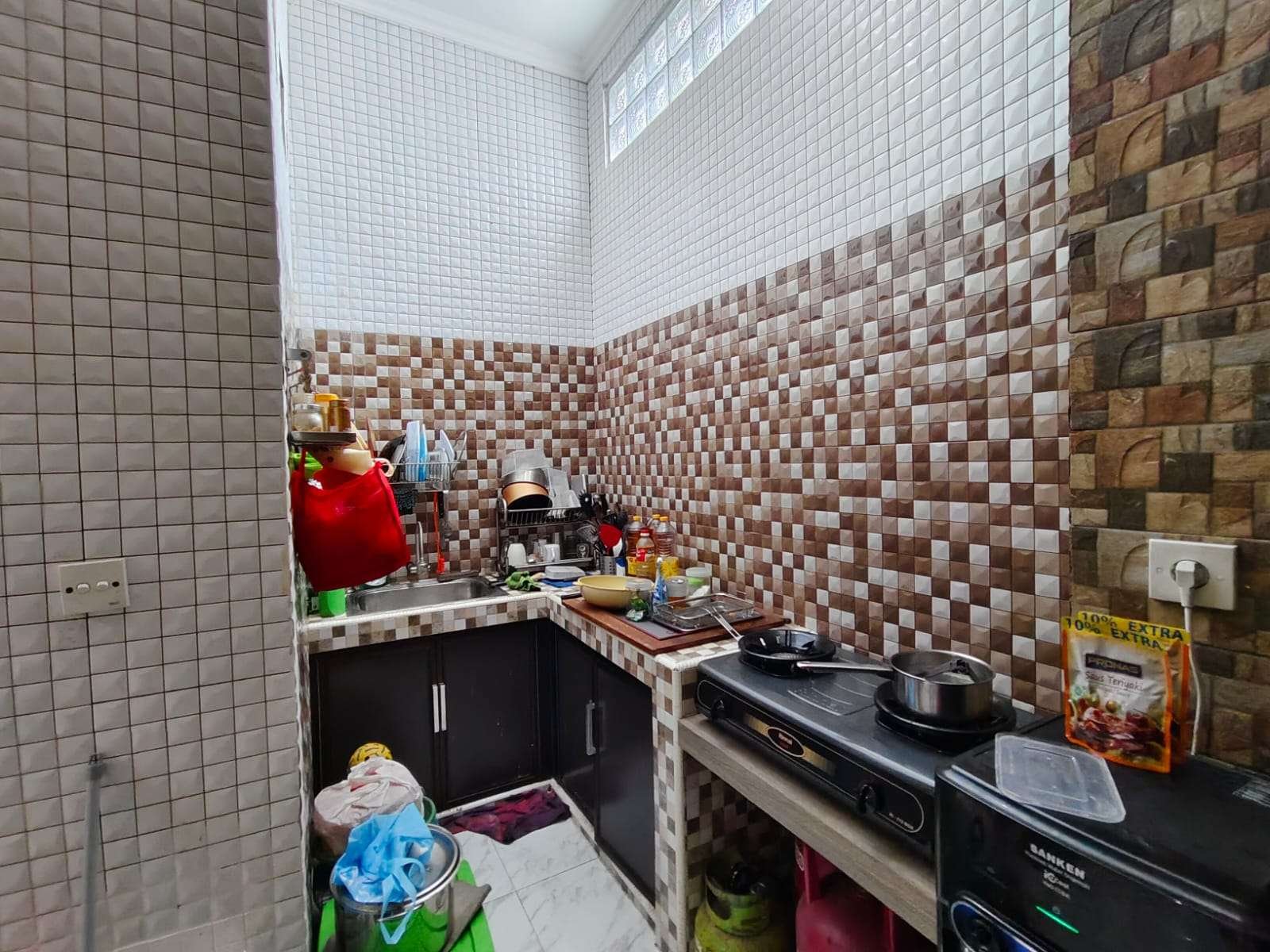 Foto Utama
