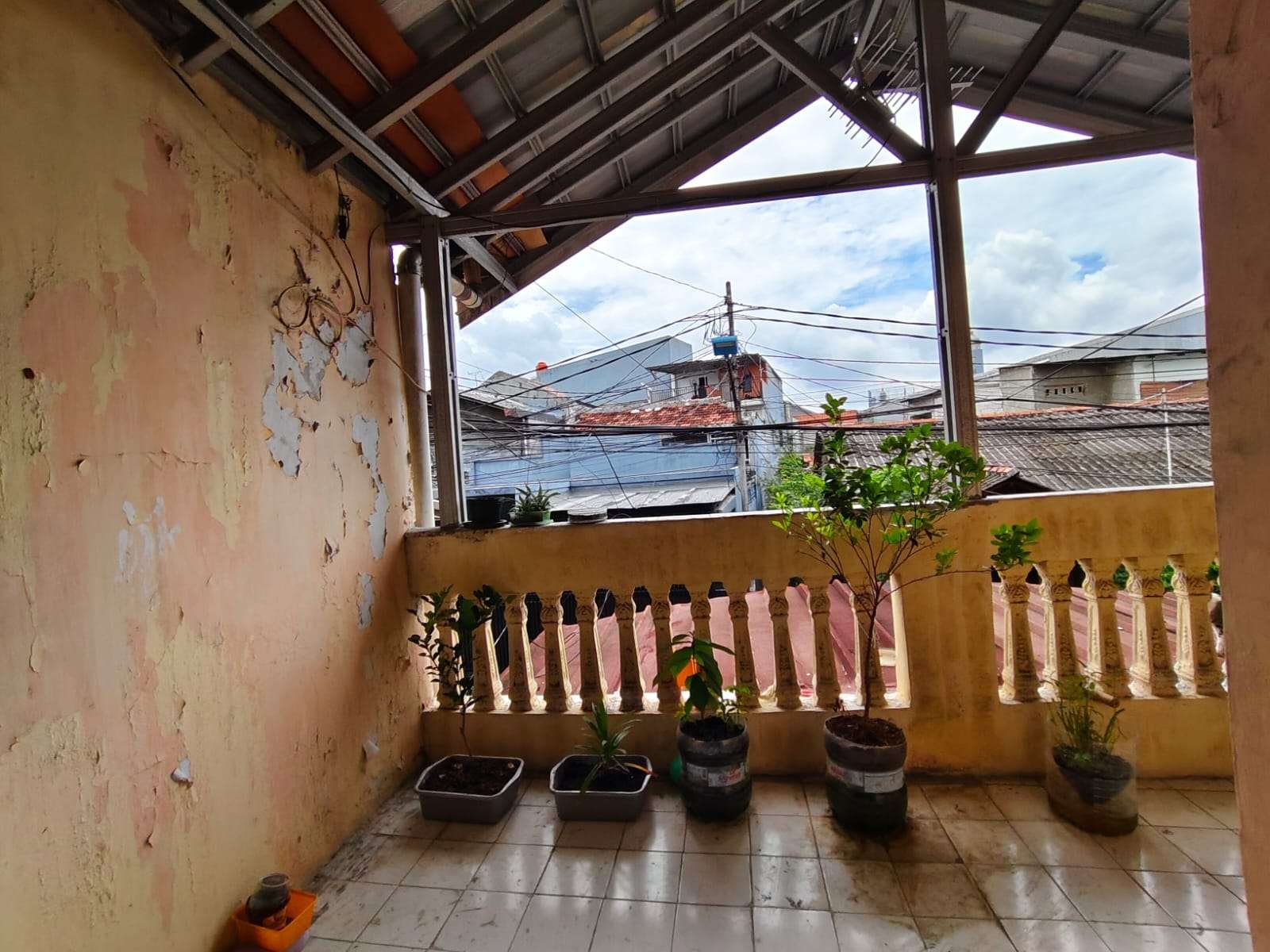 Foto Utama
