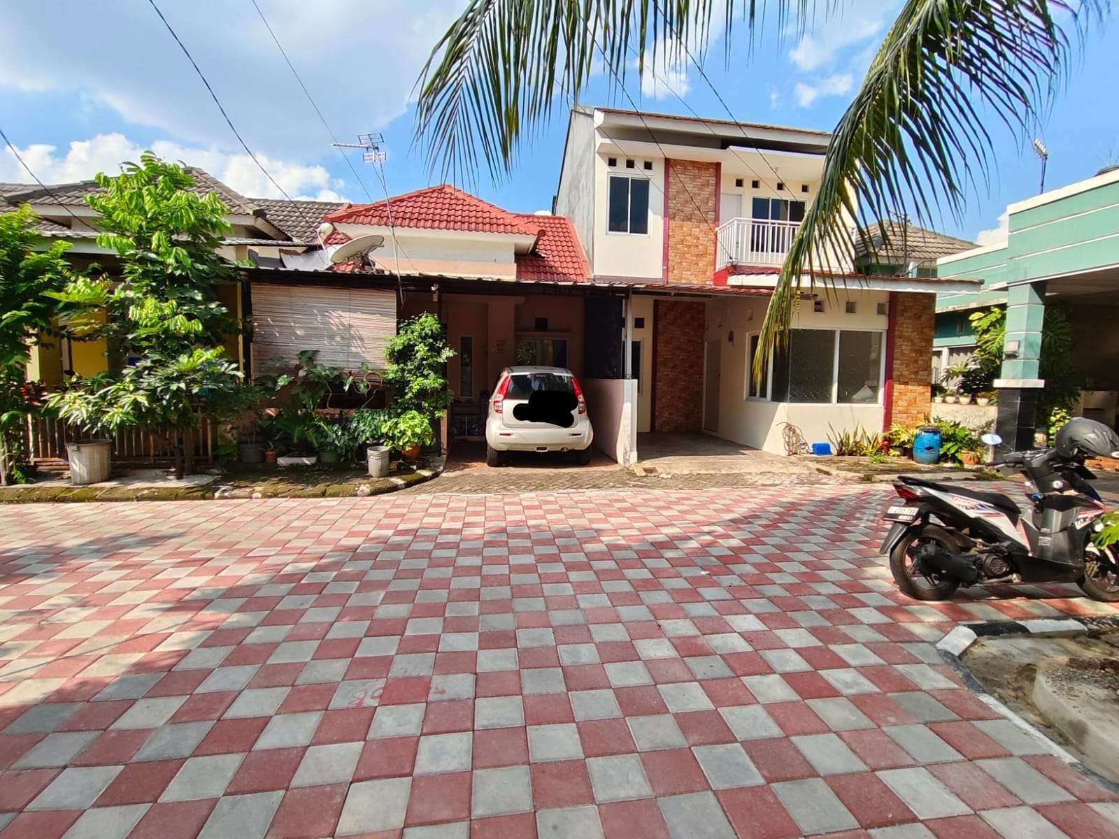 Foto Utama