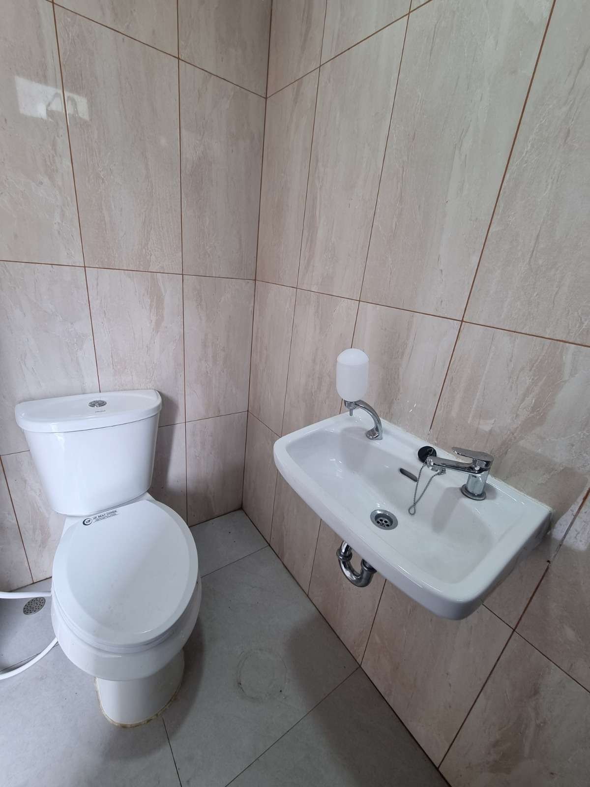 Foto Utama