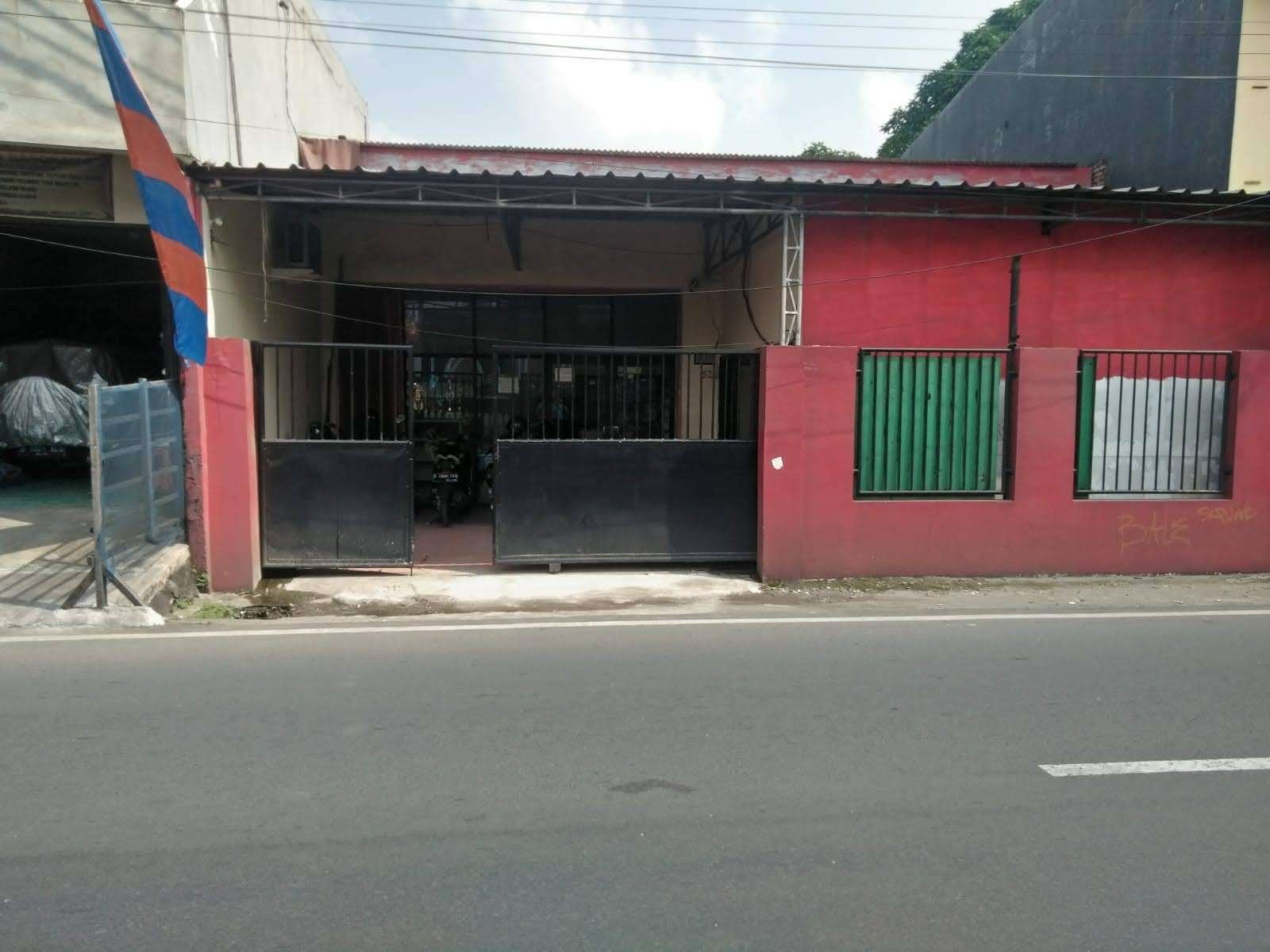 Tanah Dan Bangunan Di Jln.raya Bogor Cimanggis Depok