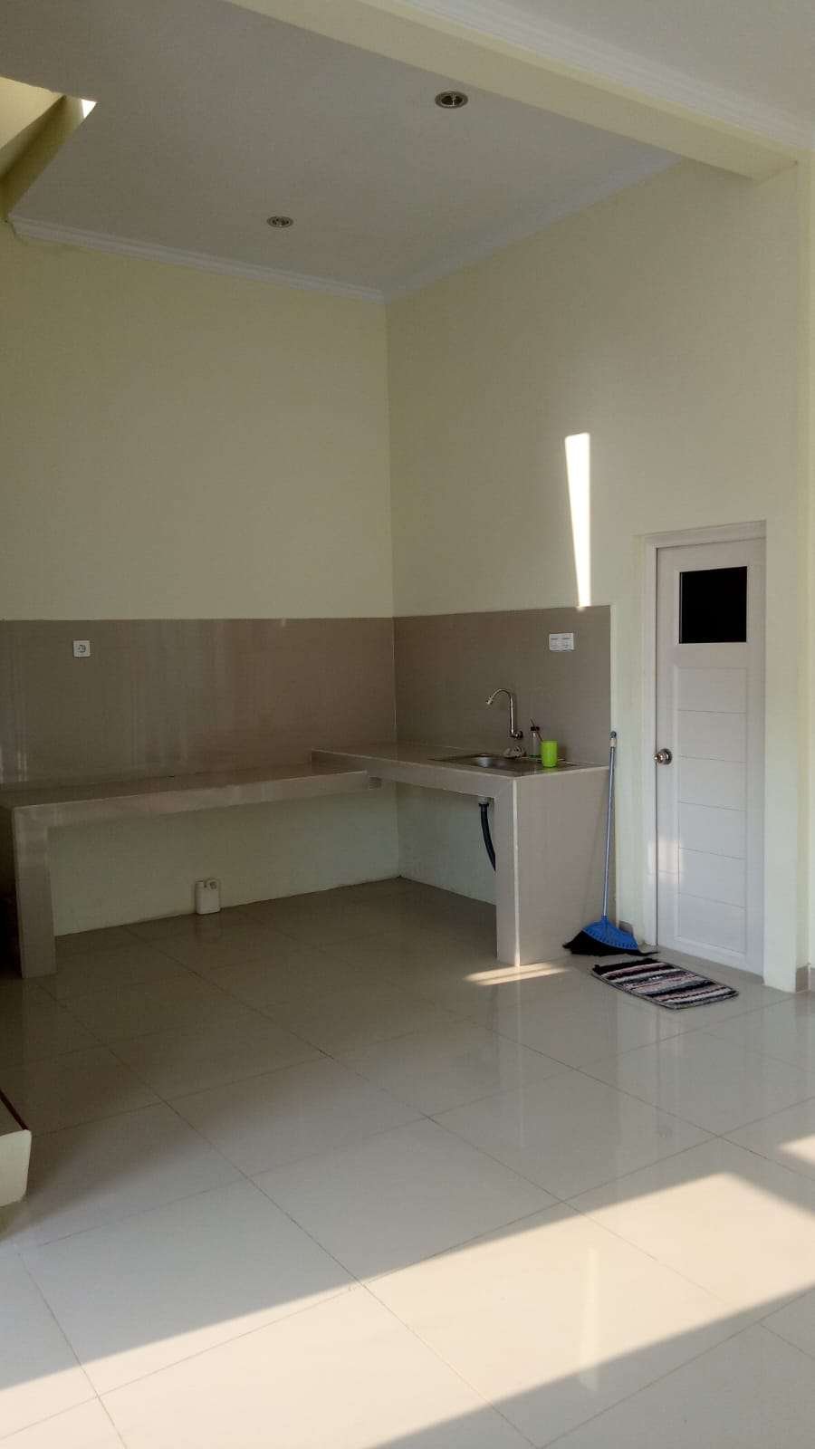 Foto Utama