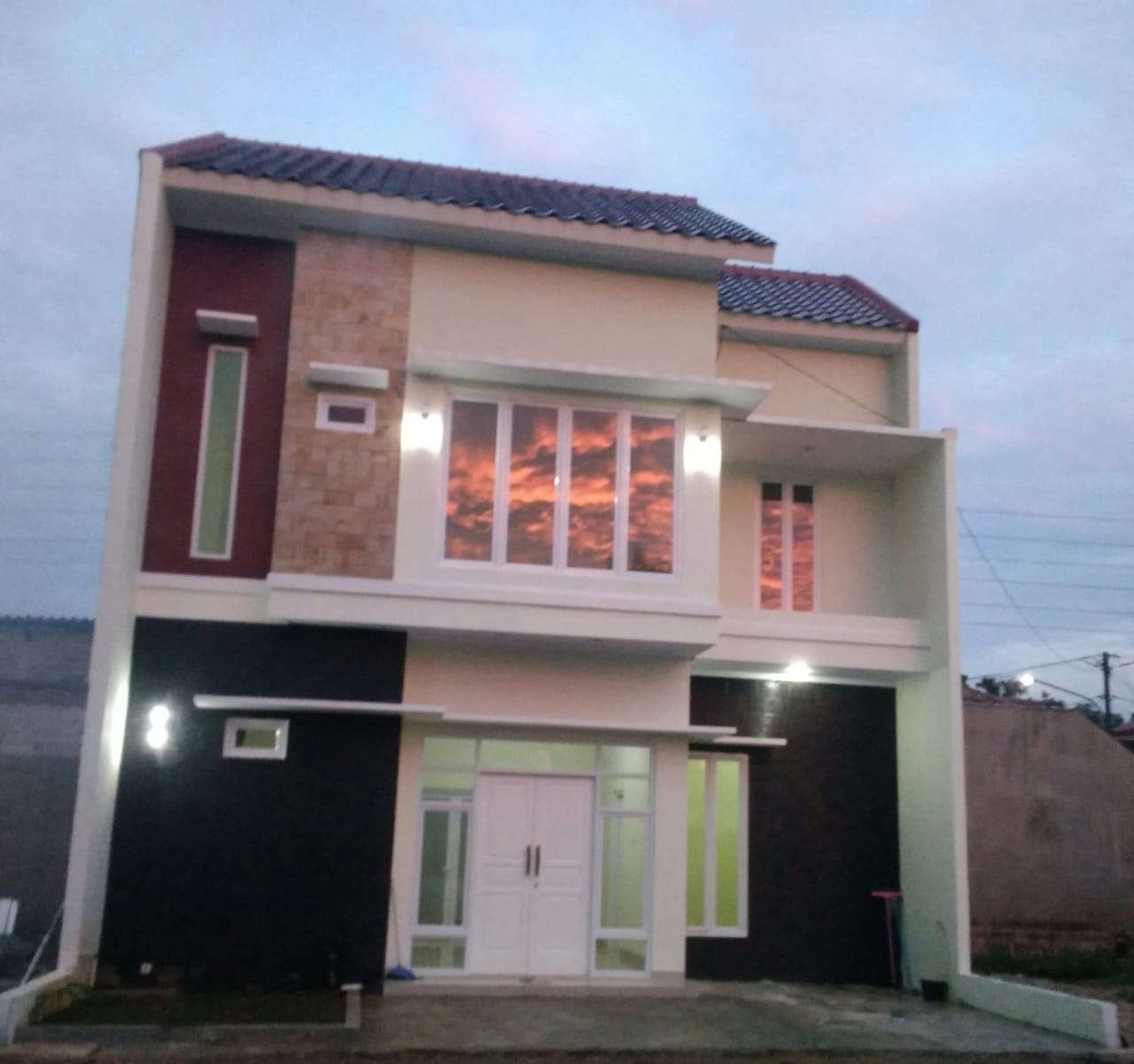 Foto Utama
