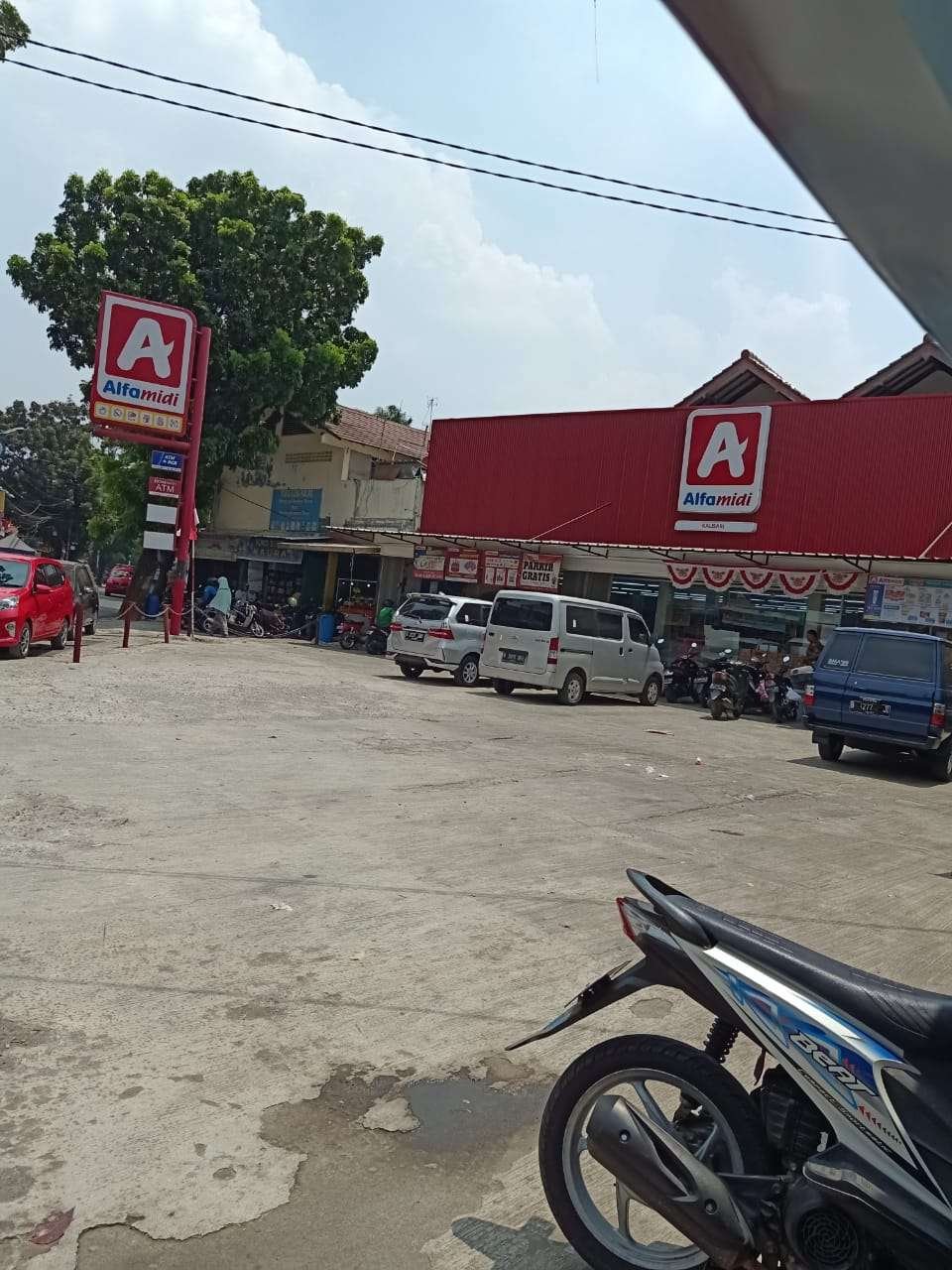 Foto Utama