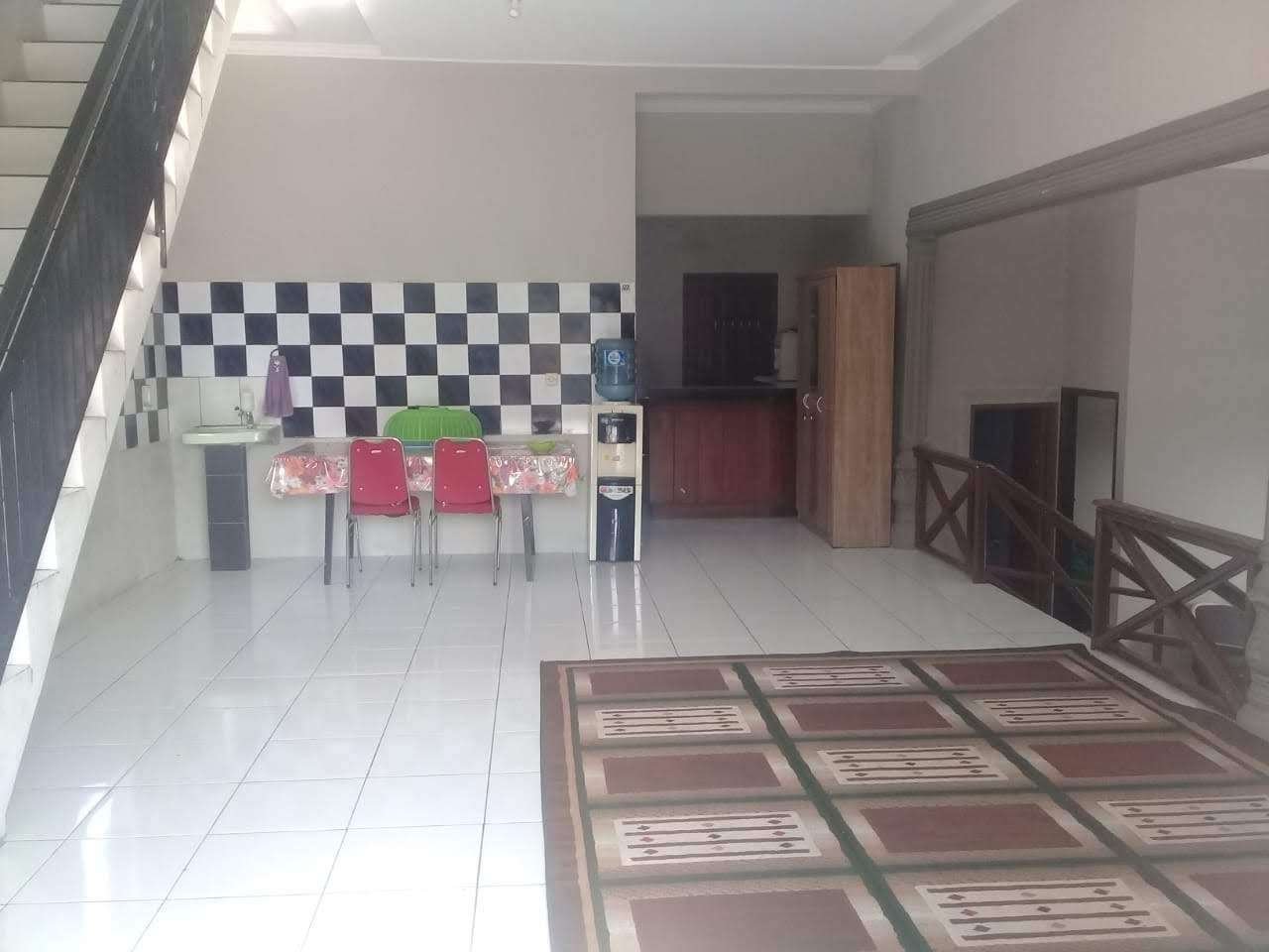 Foto Utama