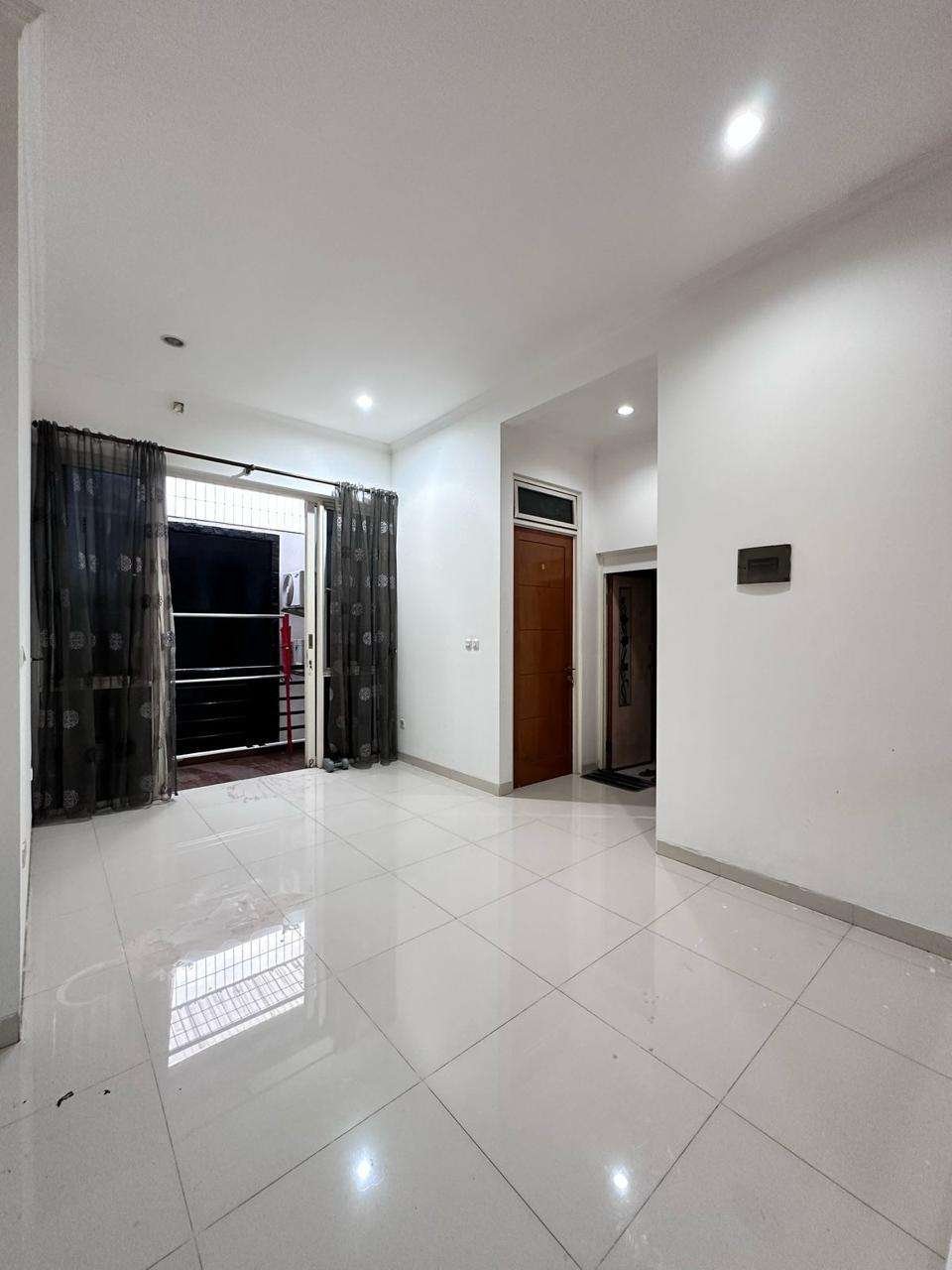 Foto Utama