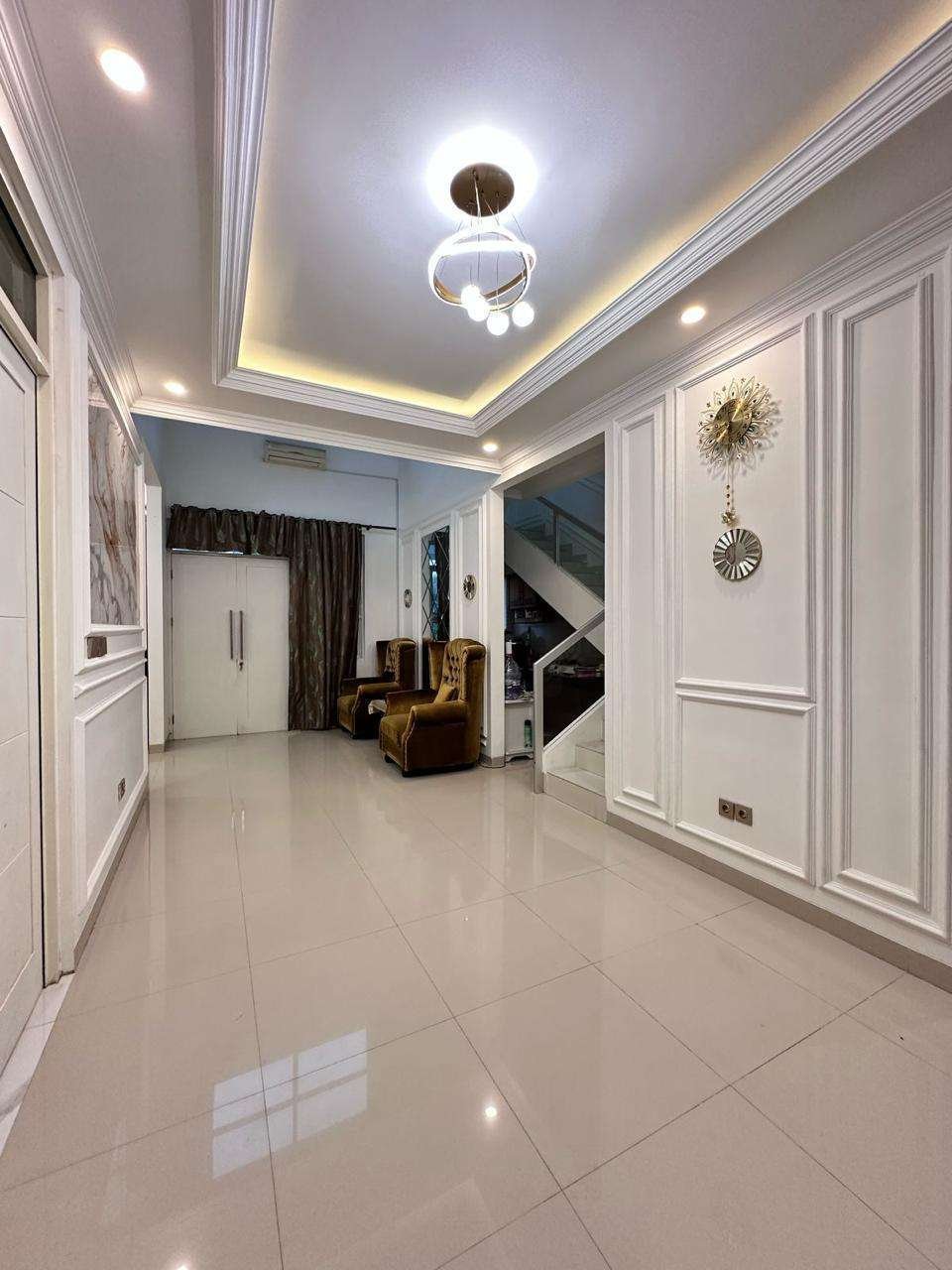 Foto Utama
