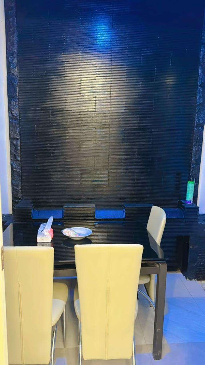 Foto Utama