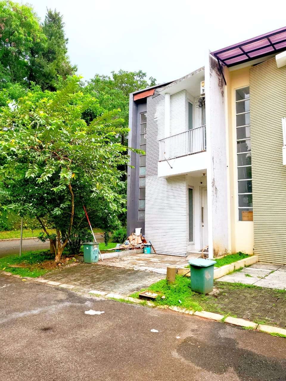Rumah Di Citra Grand Cibubur Siap Huni Strategis